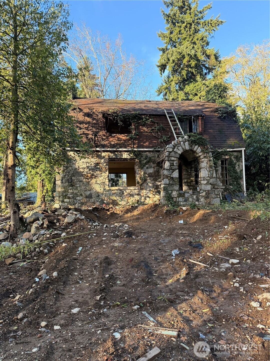 12649 16th Avenue S, Seattle, WA 98168