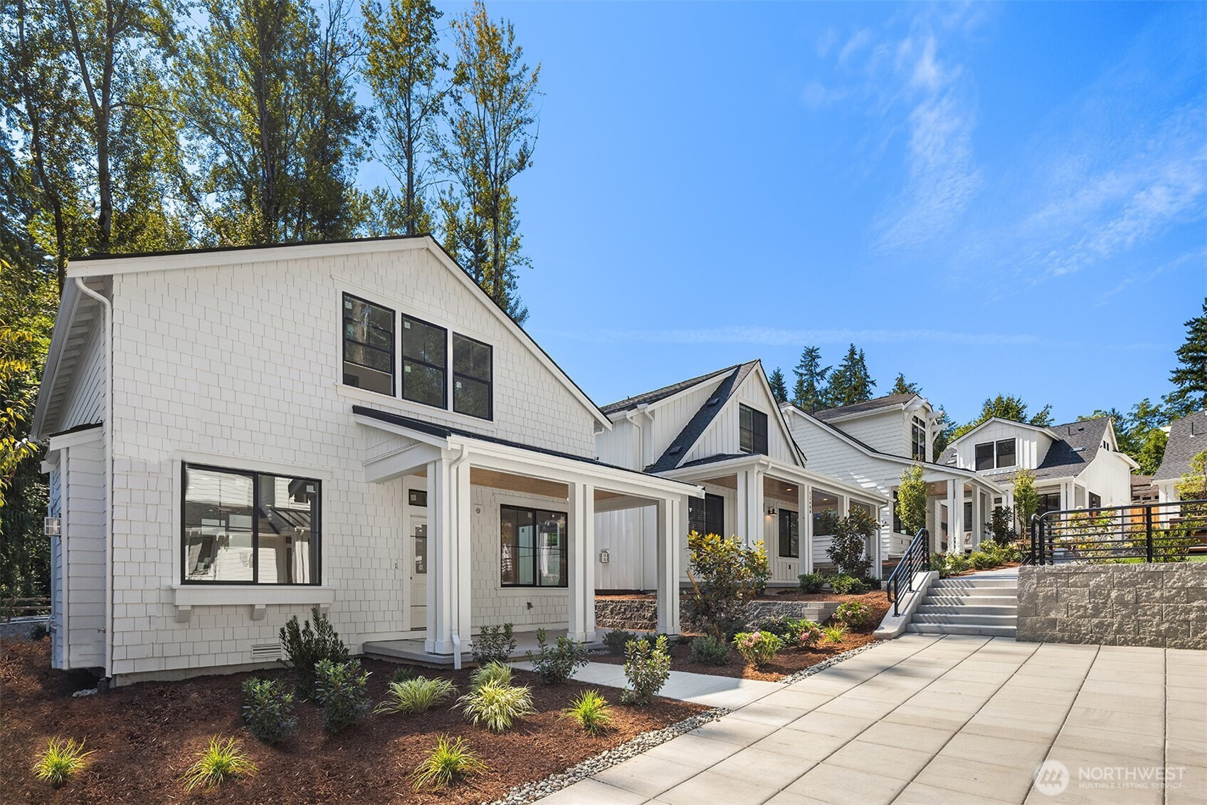 13468 (HS 9) NE 112th Place, Redmond, WA 98052