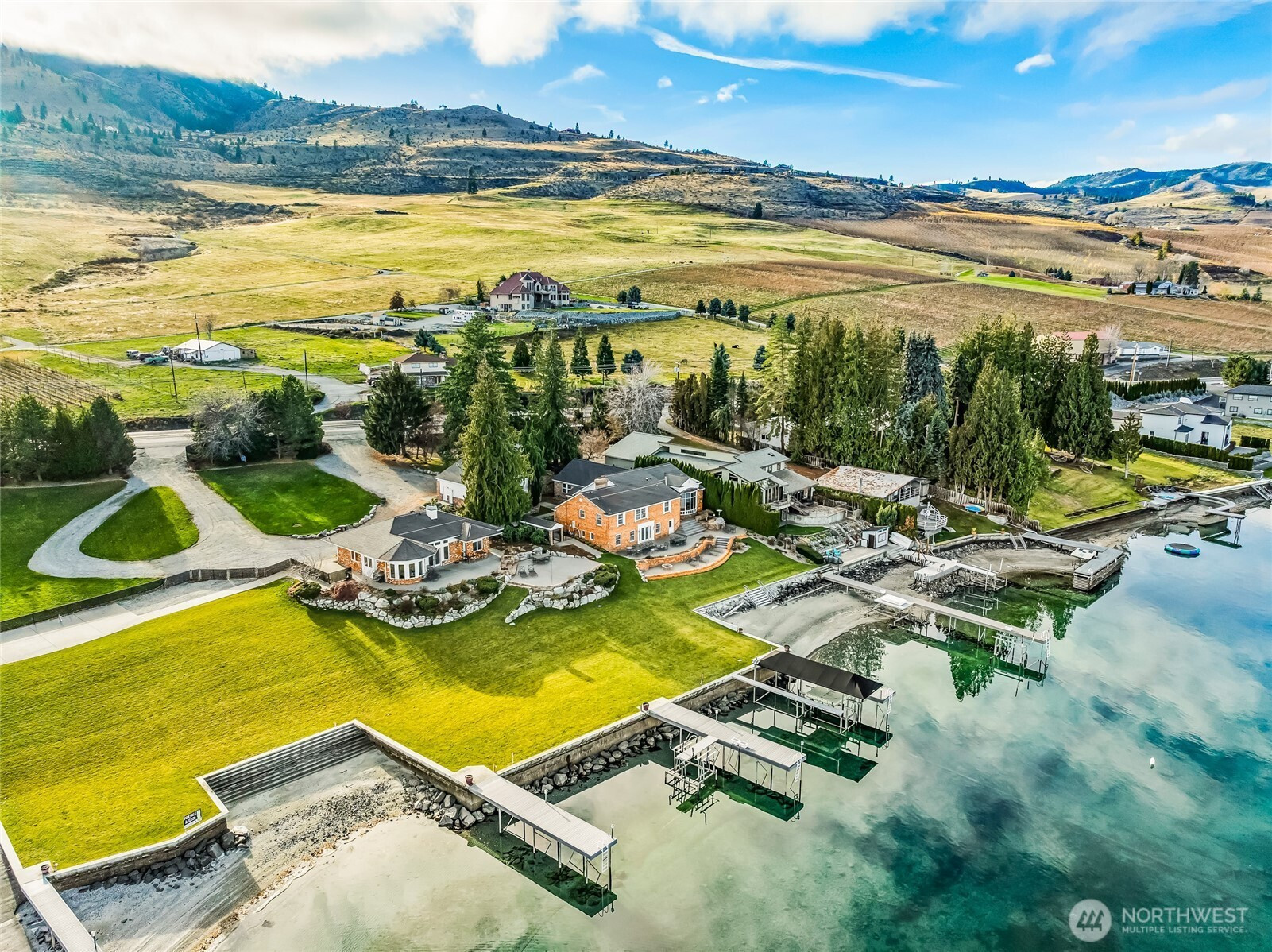 4102 4060 US Hwy 97A, Chelan, WA 98816