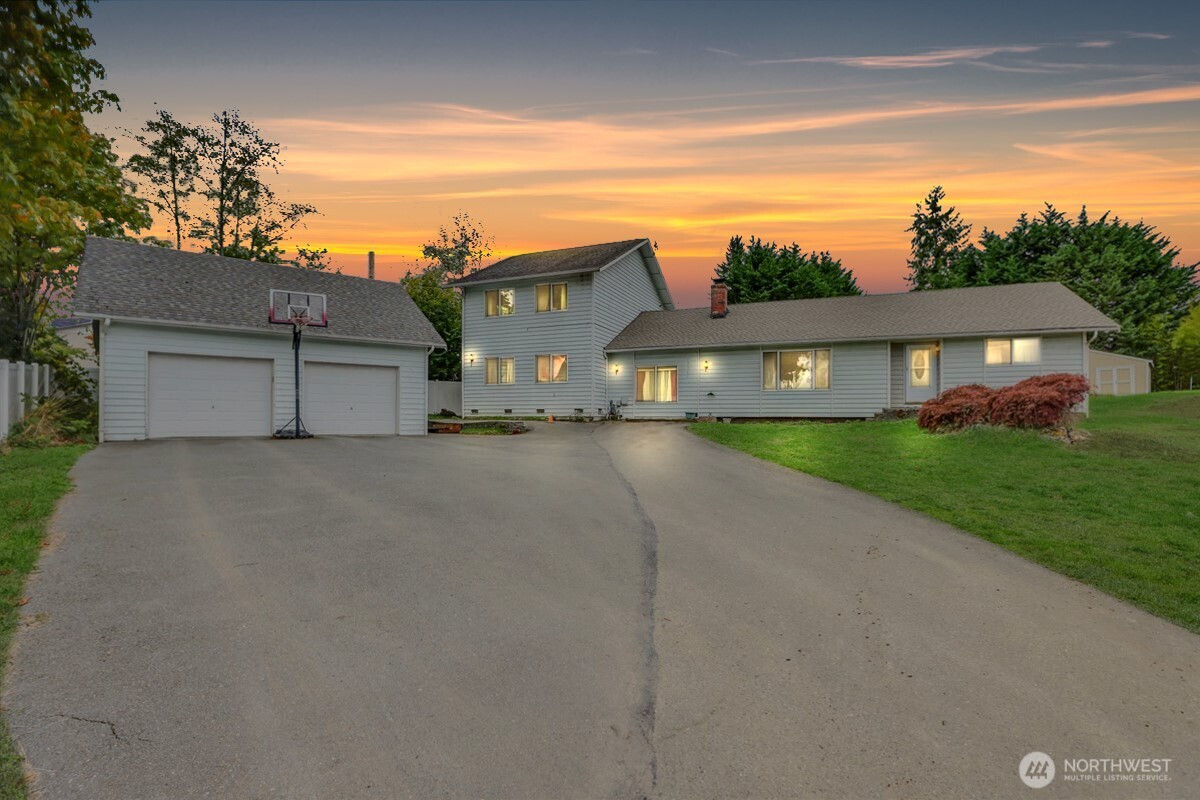 13327 Beverly Park Road, Lynnwood, WA 98087