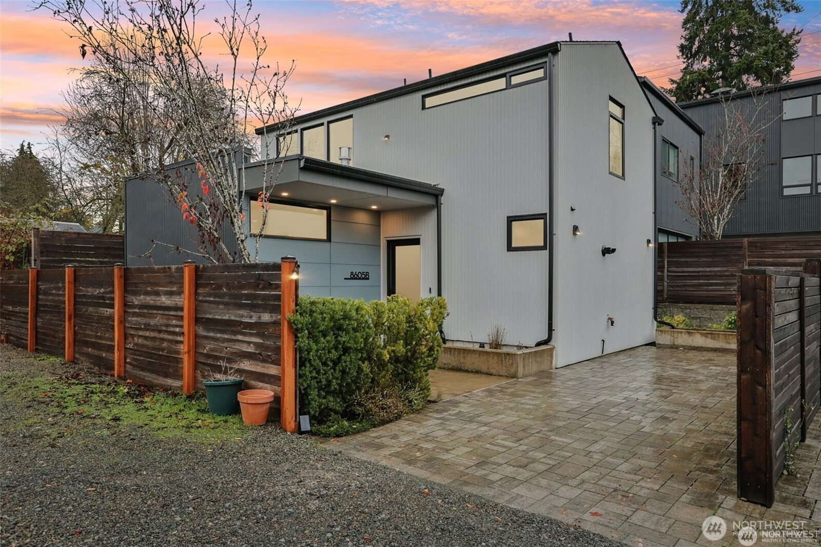 8605 5th Avenue NE, Seattle, WA 98115