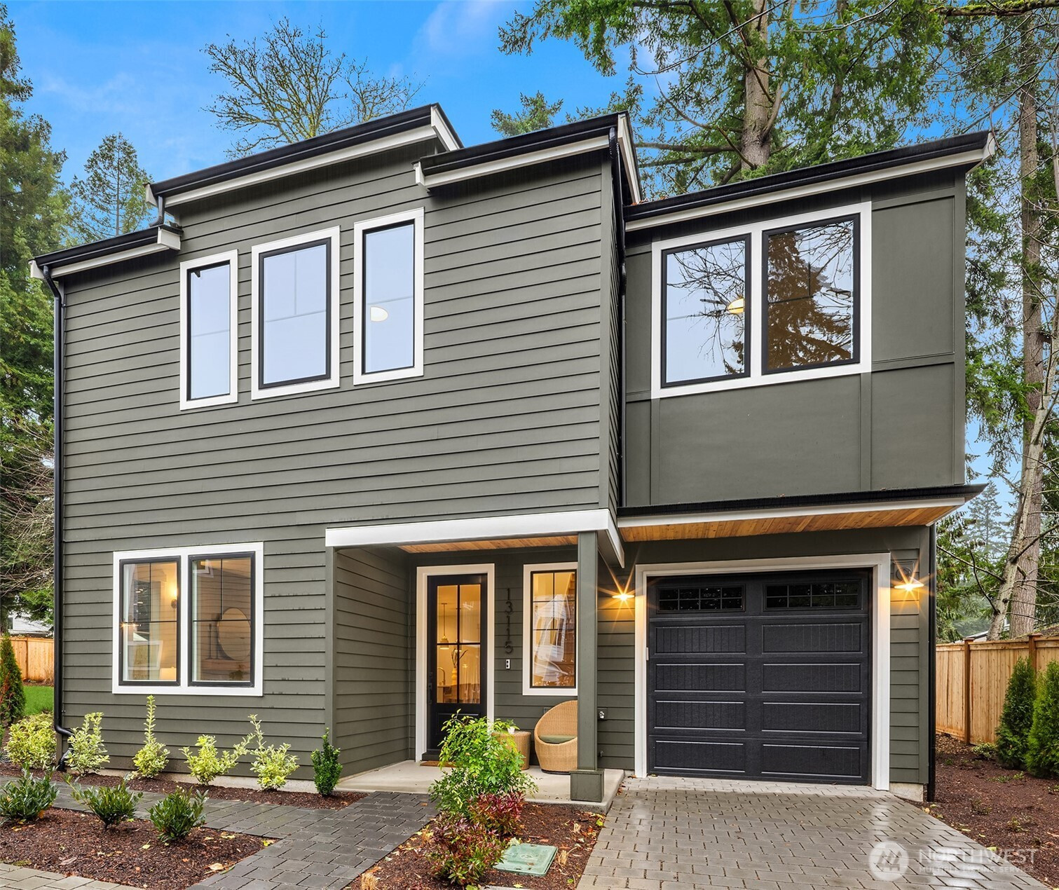 13115 NE 87th Lane, Kirkland, WA 98033