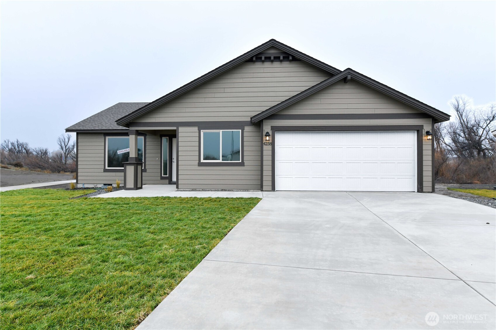 4258 W Sandy Court, Moses Lake, WA 98837
