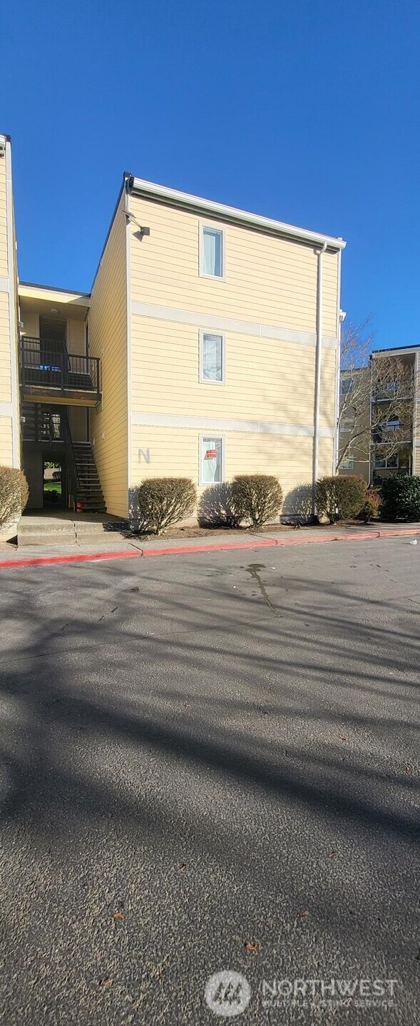 13011 E Gibson Road, Everett, WA 98204