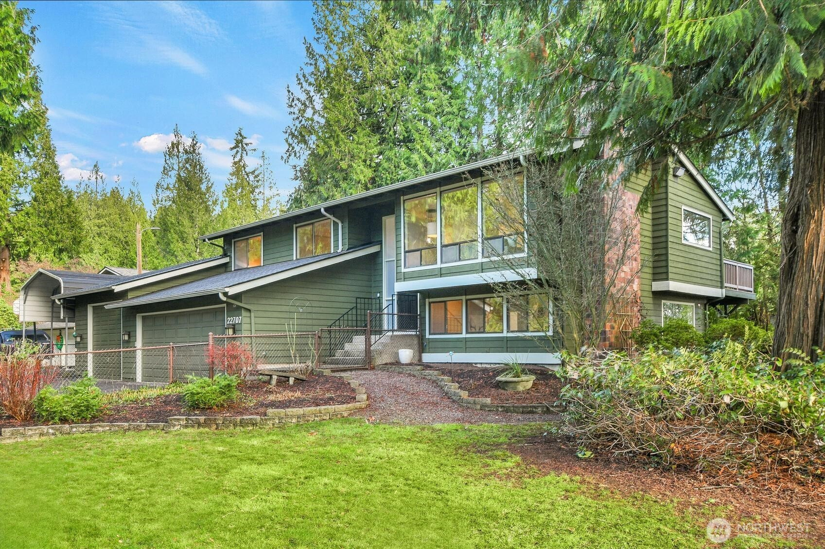 22707 53rd Avenue SE, Bothell, WA 98021