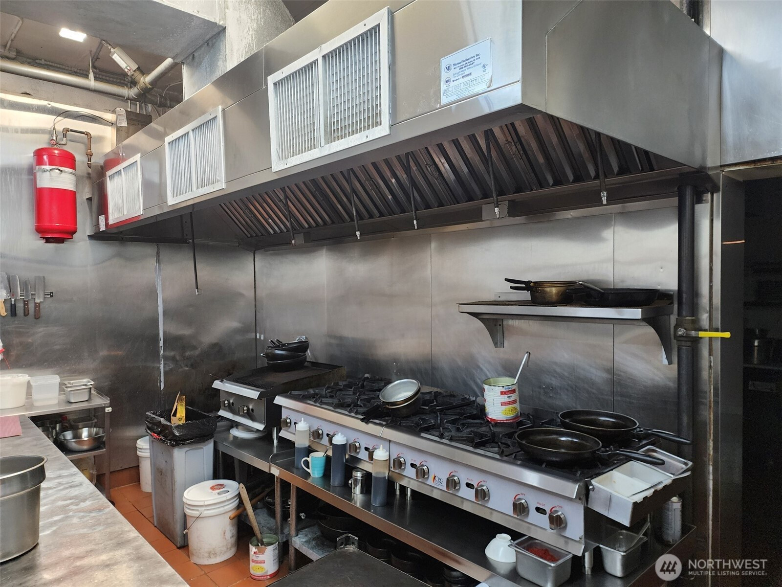 7844 Leary Way, Redmond, WA 98052