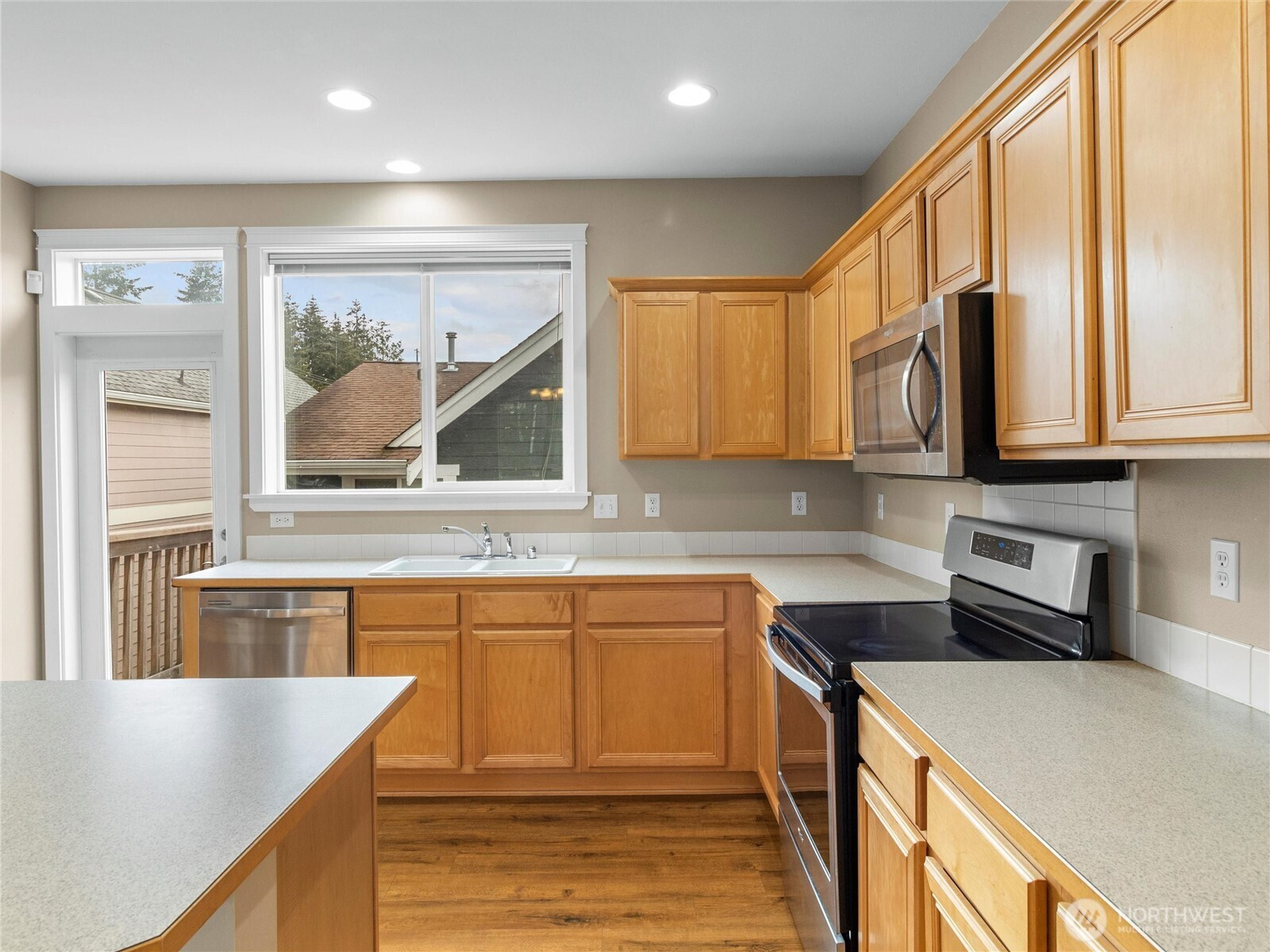 106 Birch Street, Fircrest, WA 98466