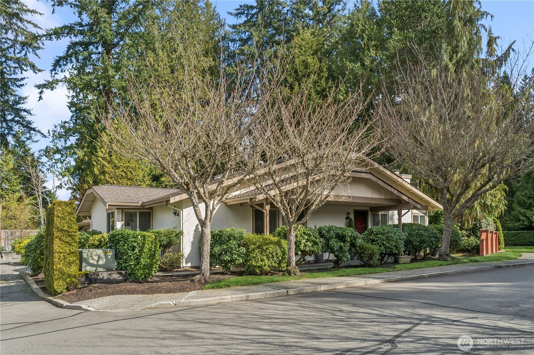 16000 Village Green Drive, Mill Creek, WA 98012