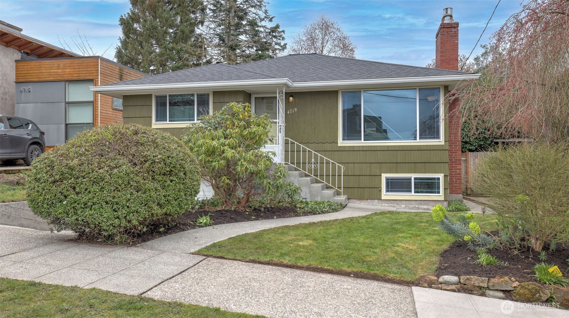 4719 SW Findlay Street, Seattle, WA 98136