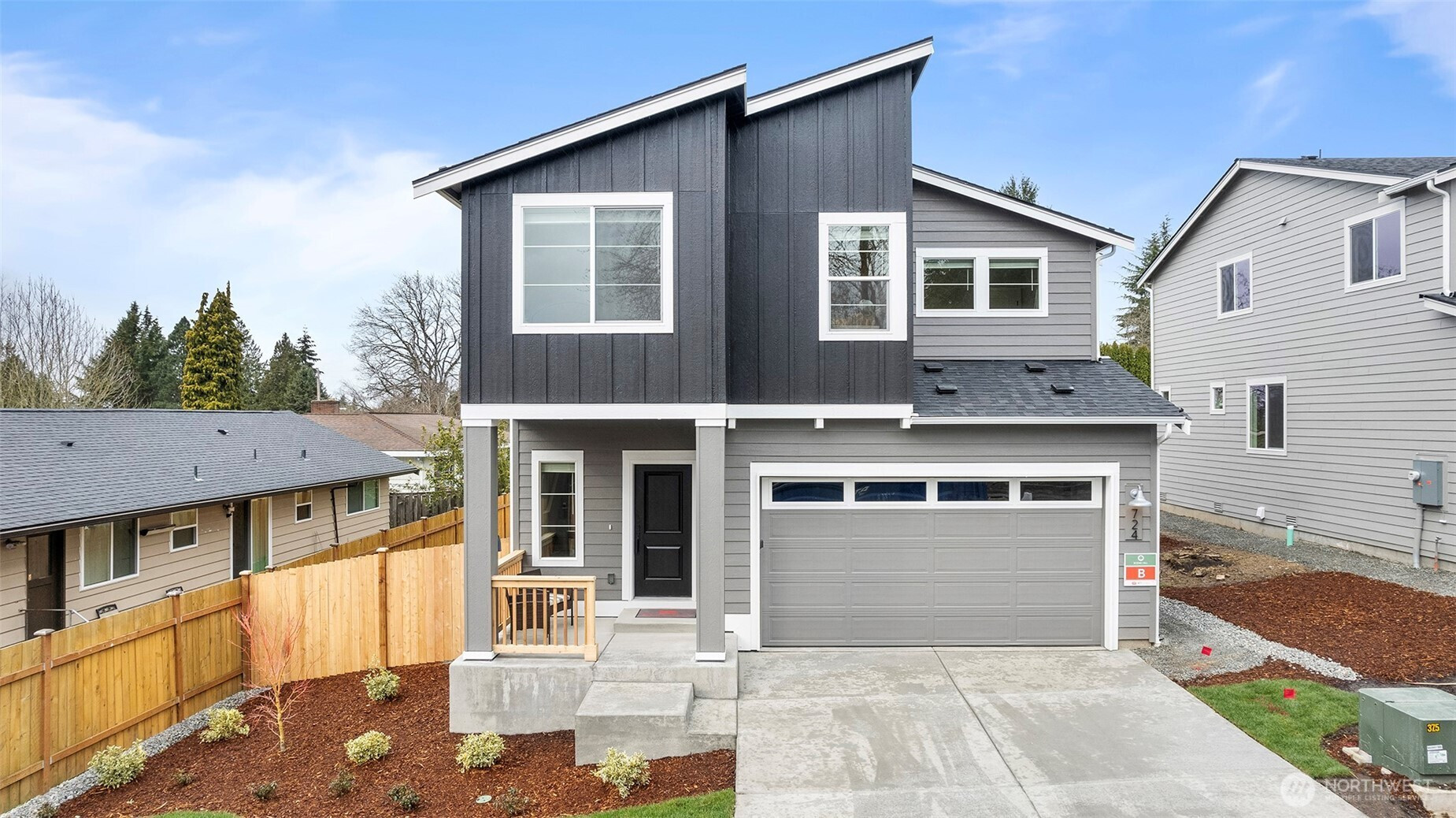728 Van De Vanter Avenue, Kent, WA 98030