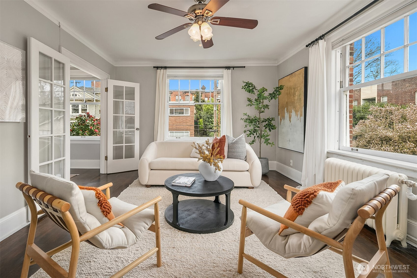 321 Boylston Avenue E, Seattle, WA 98102