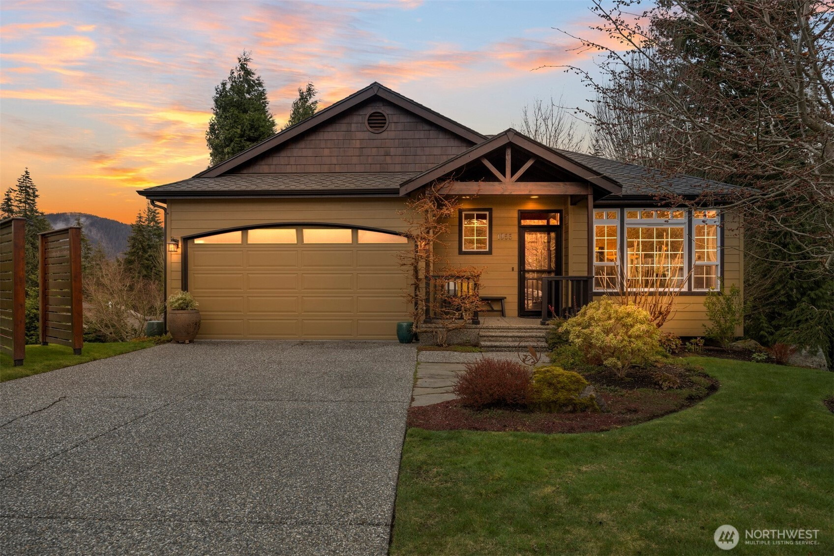 1955 S Mahonia Place, Bellingham, WA 98229