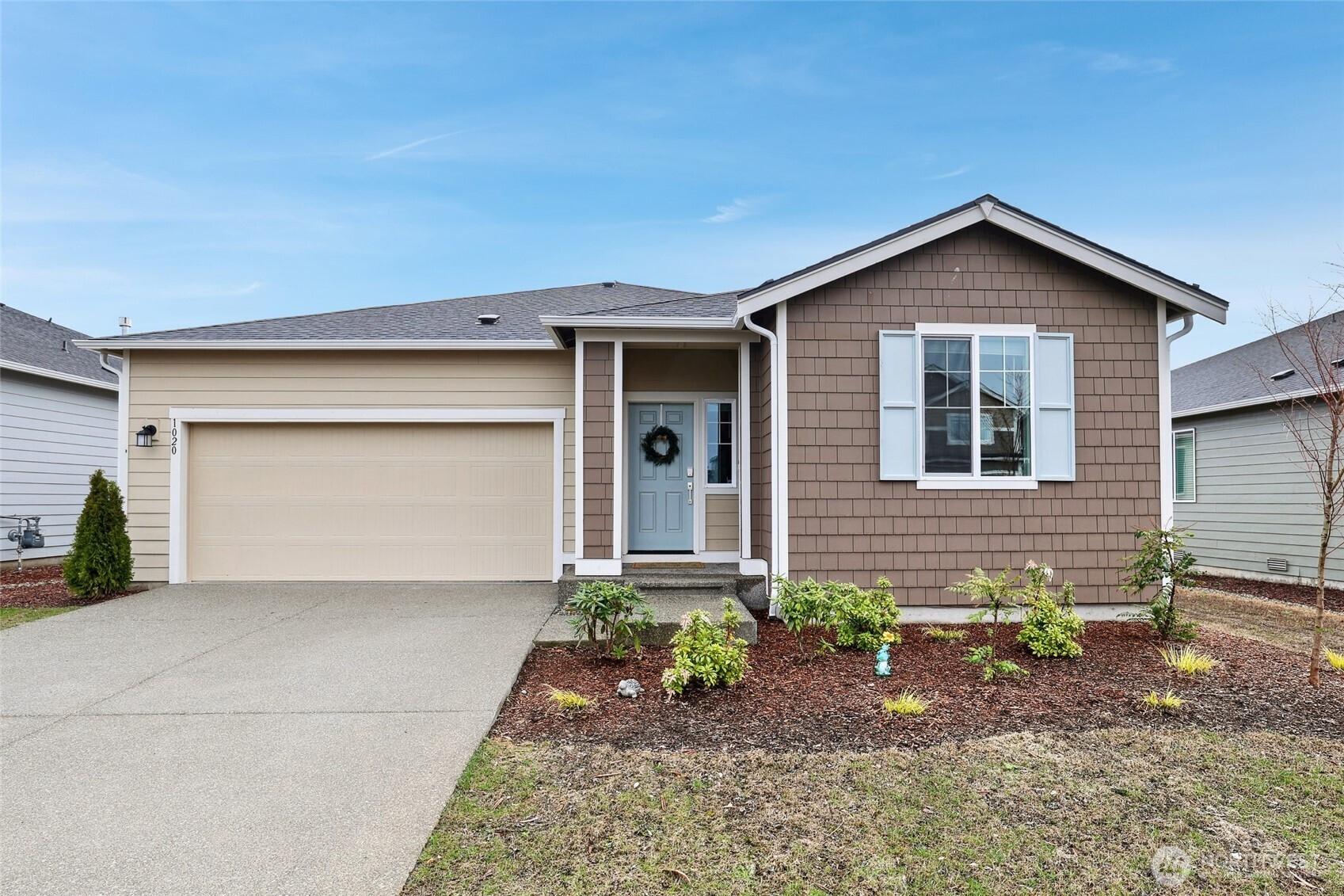 1020 Panoramic Loop, Bremerton, WA 98312