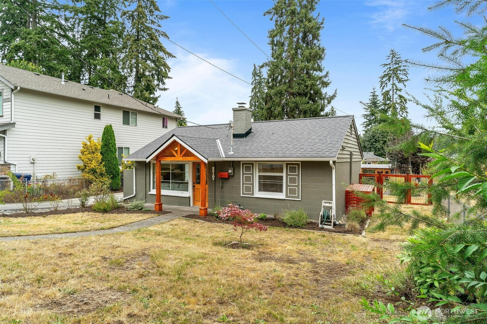 23107 52nd Avenue W, Mountlake Terrace, WA 98043