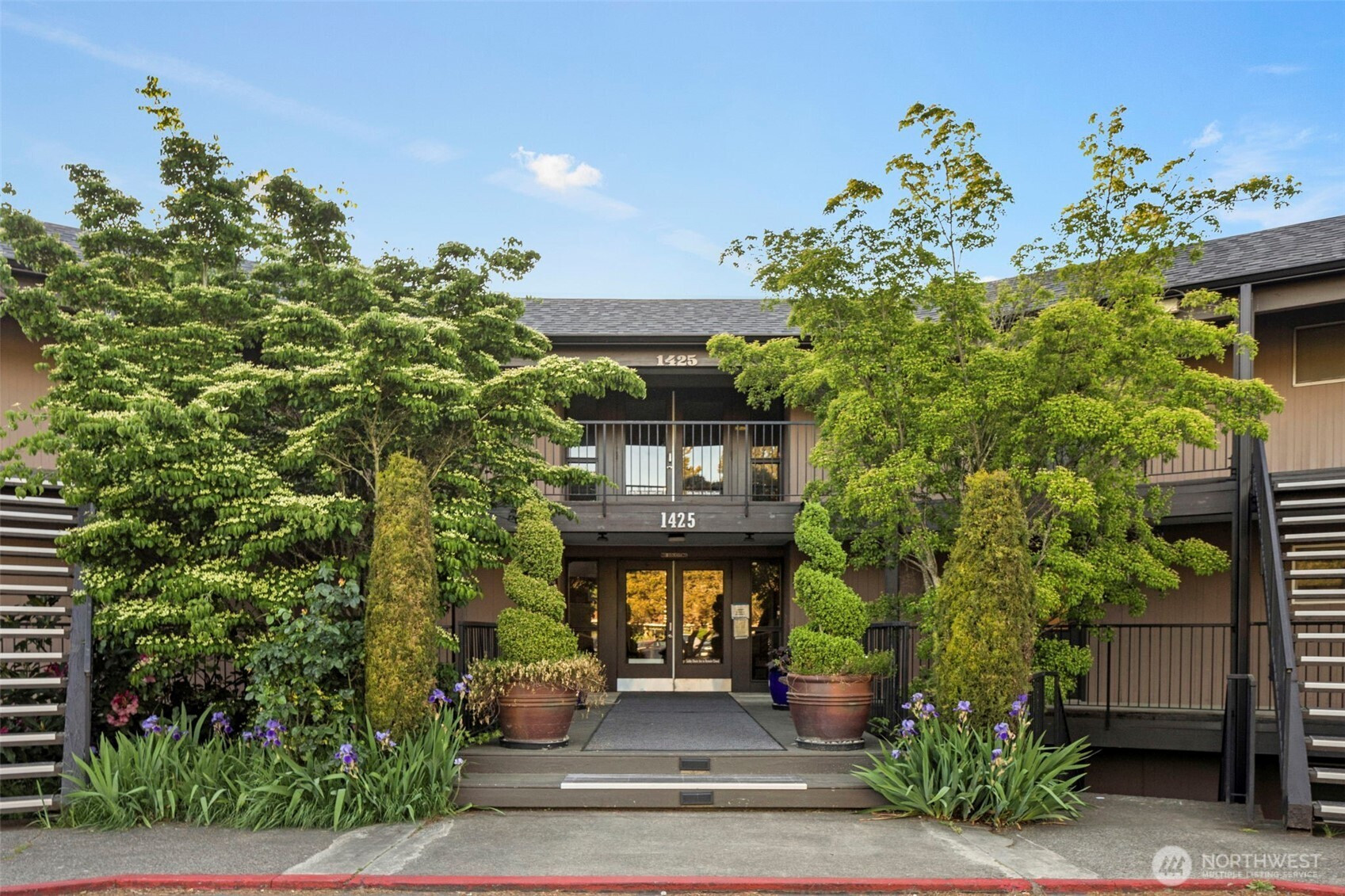 1425 S Puget Drive, Renton, WA 98055