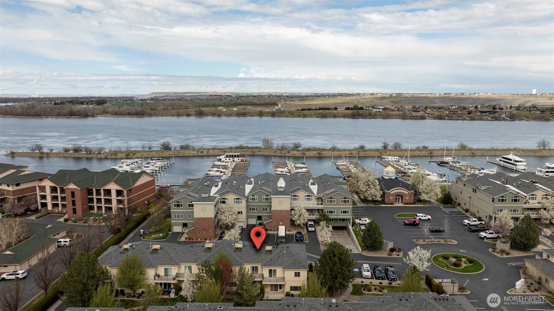 330 Columbia Point Drive, Richland, WA 99352