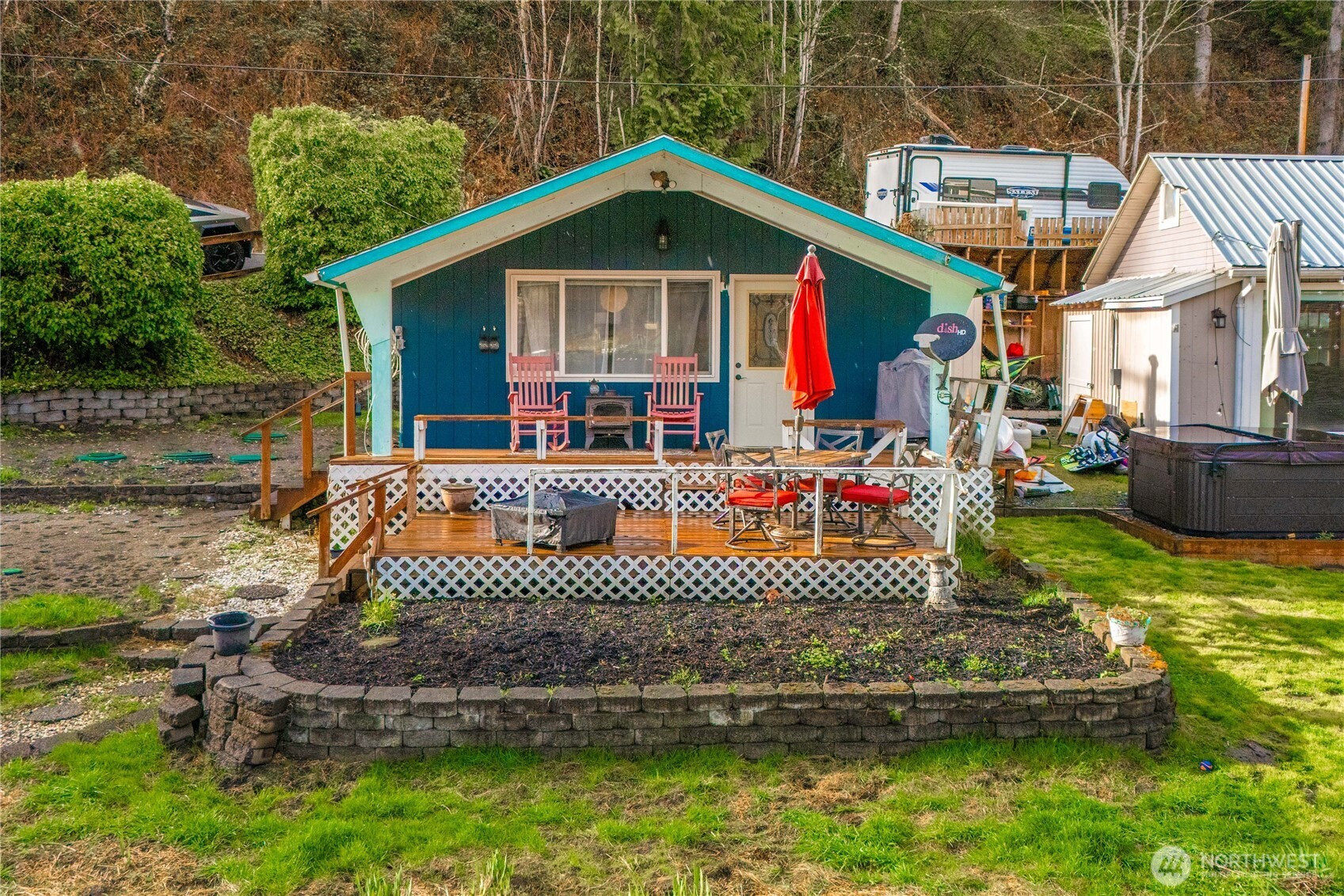 38909 Orville Rd E, Eatonville, WA 98328