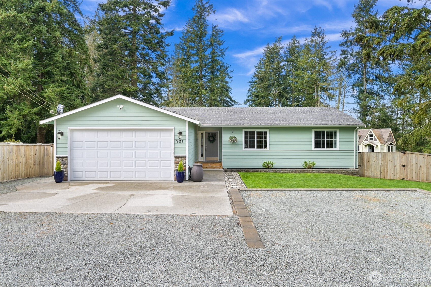 927 Valerie Drive, Camano Island, WA 98282