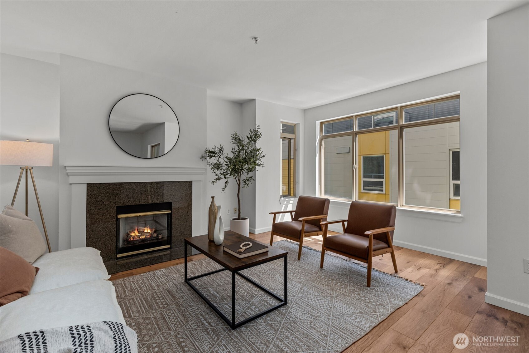 900 Aurora Avenue N, Seattle, WA 98109