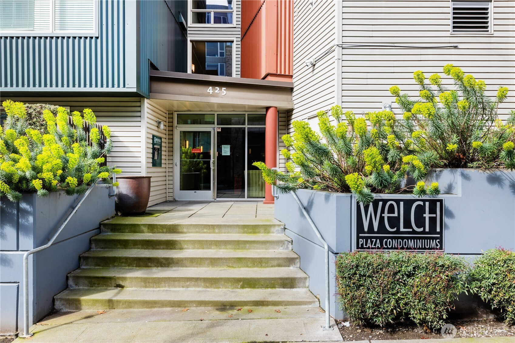 425 23rd Avenue S, Seattle, WA 98144