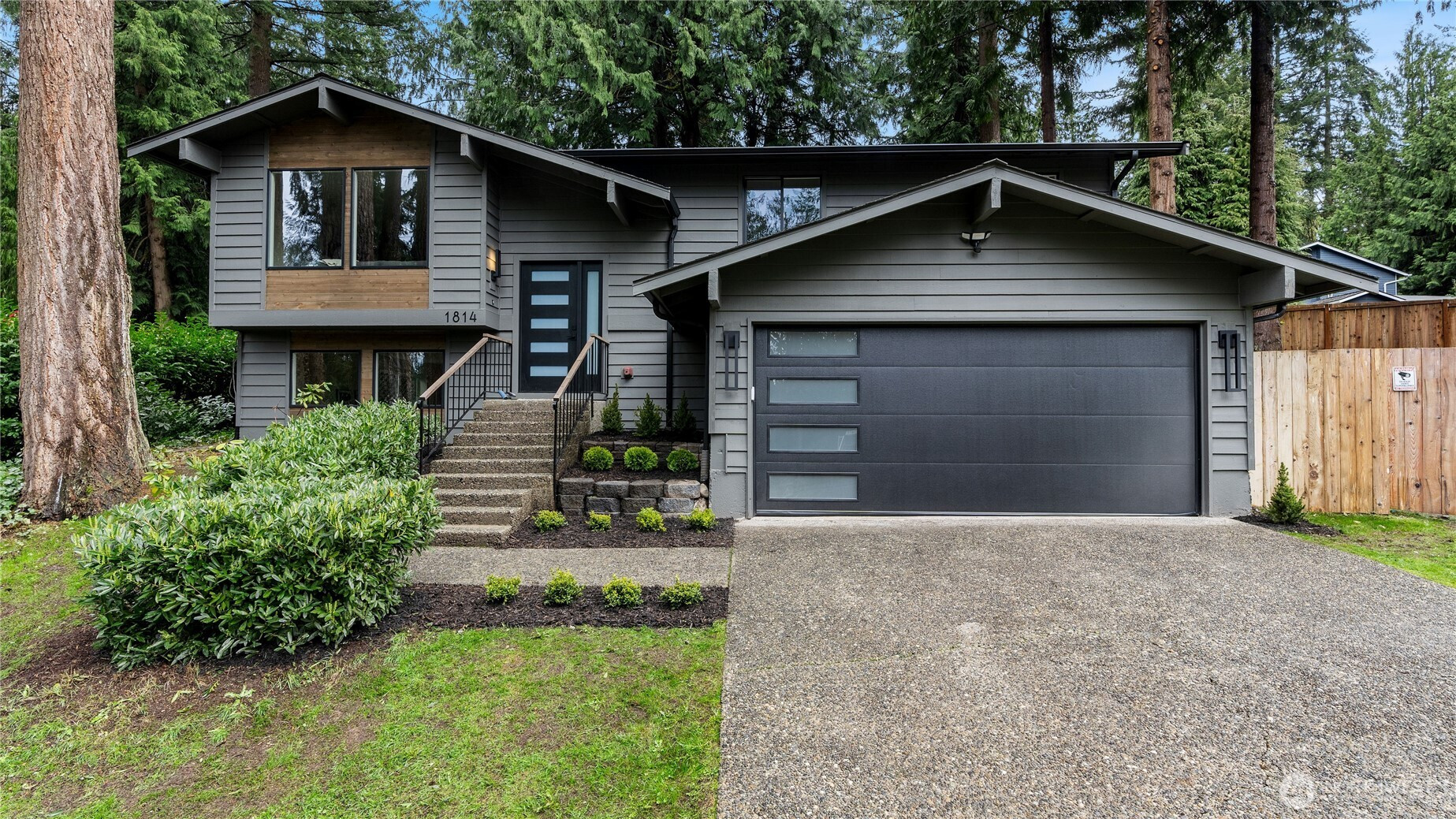 1814 218th Place NE, Sammamish, WA 98074