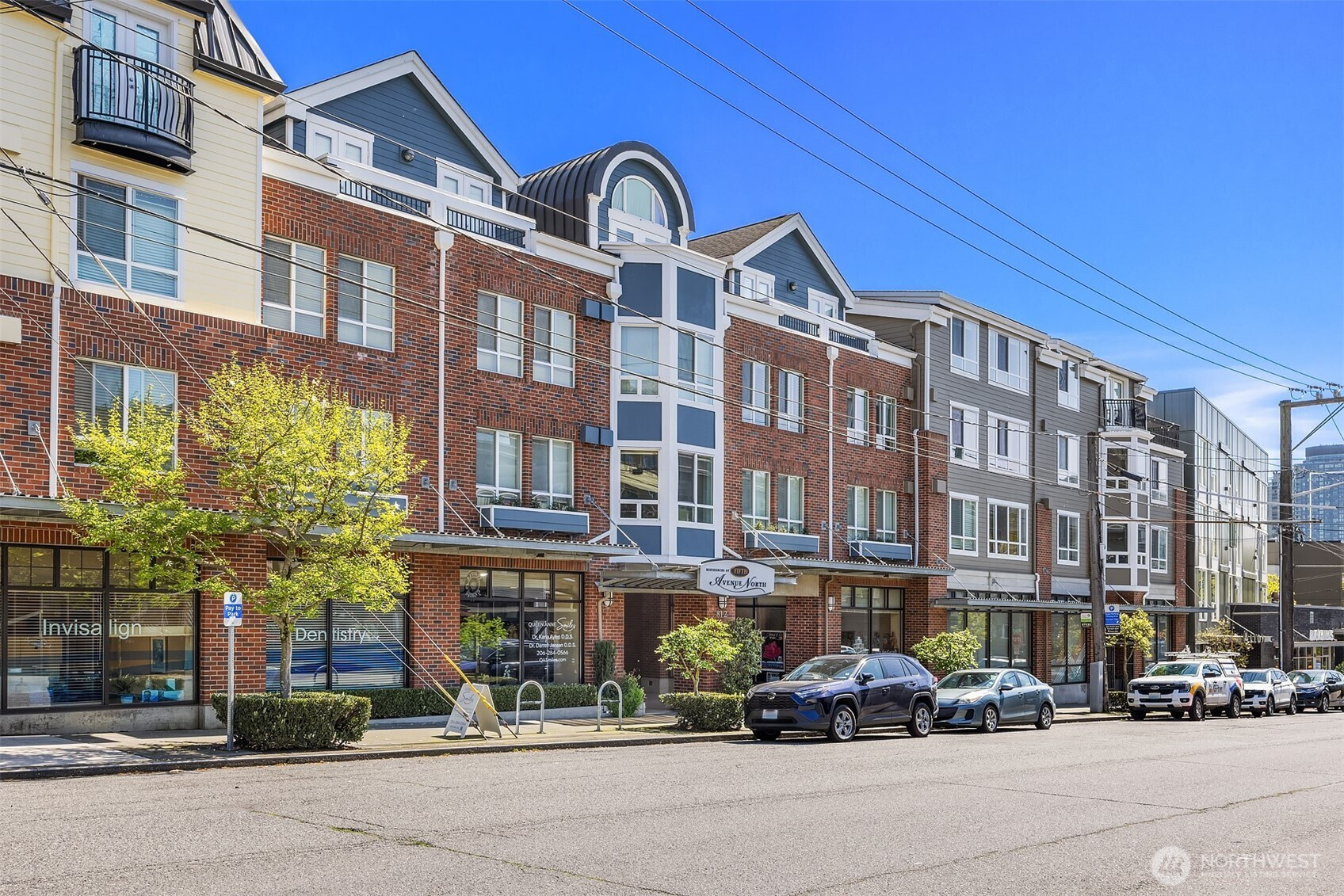 812 5th Avenue N, Seattle, WA 98109