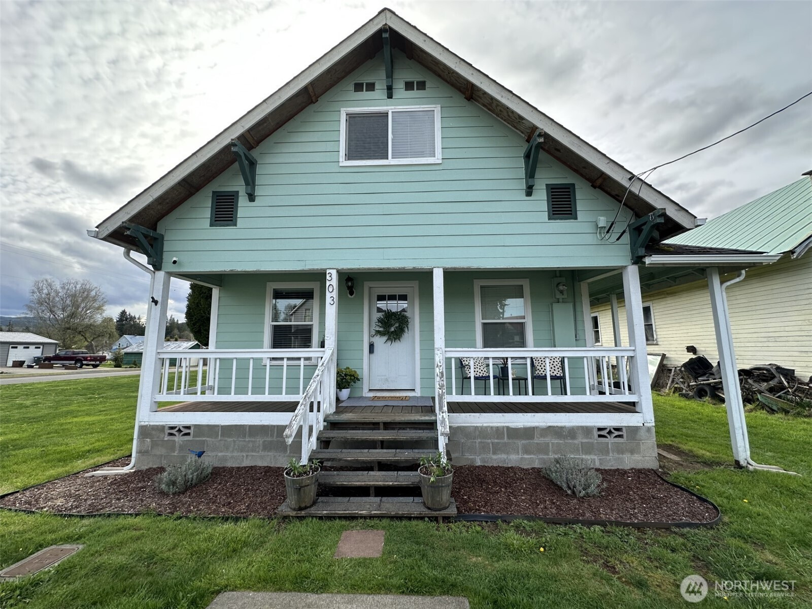 303 N 2nd Street, Pe Ell, WA 98572
