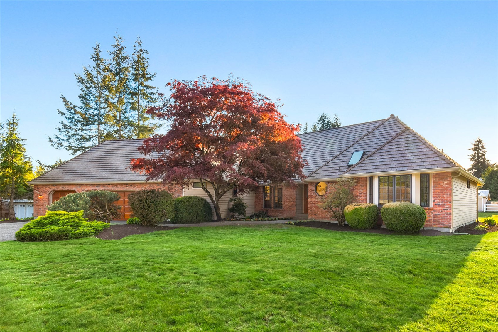 6113 136th Avenue NE, Kirkland, WA 98033