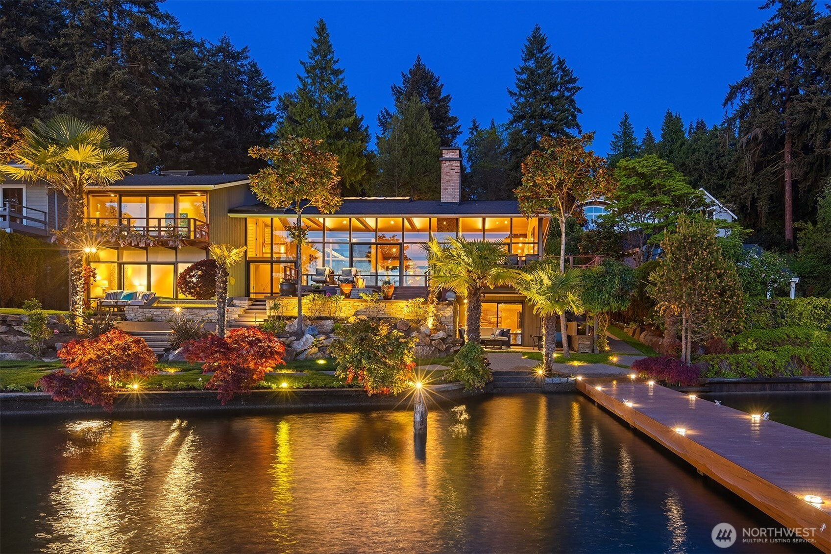 2537 103rd Avenue SE, Bellevue, WA 98004