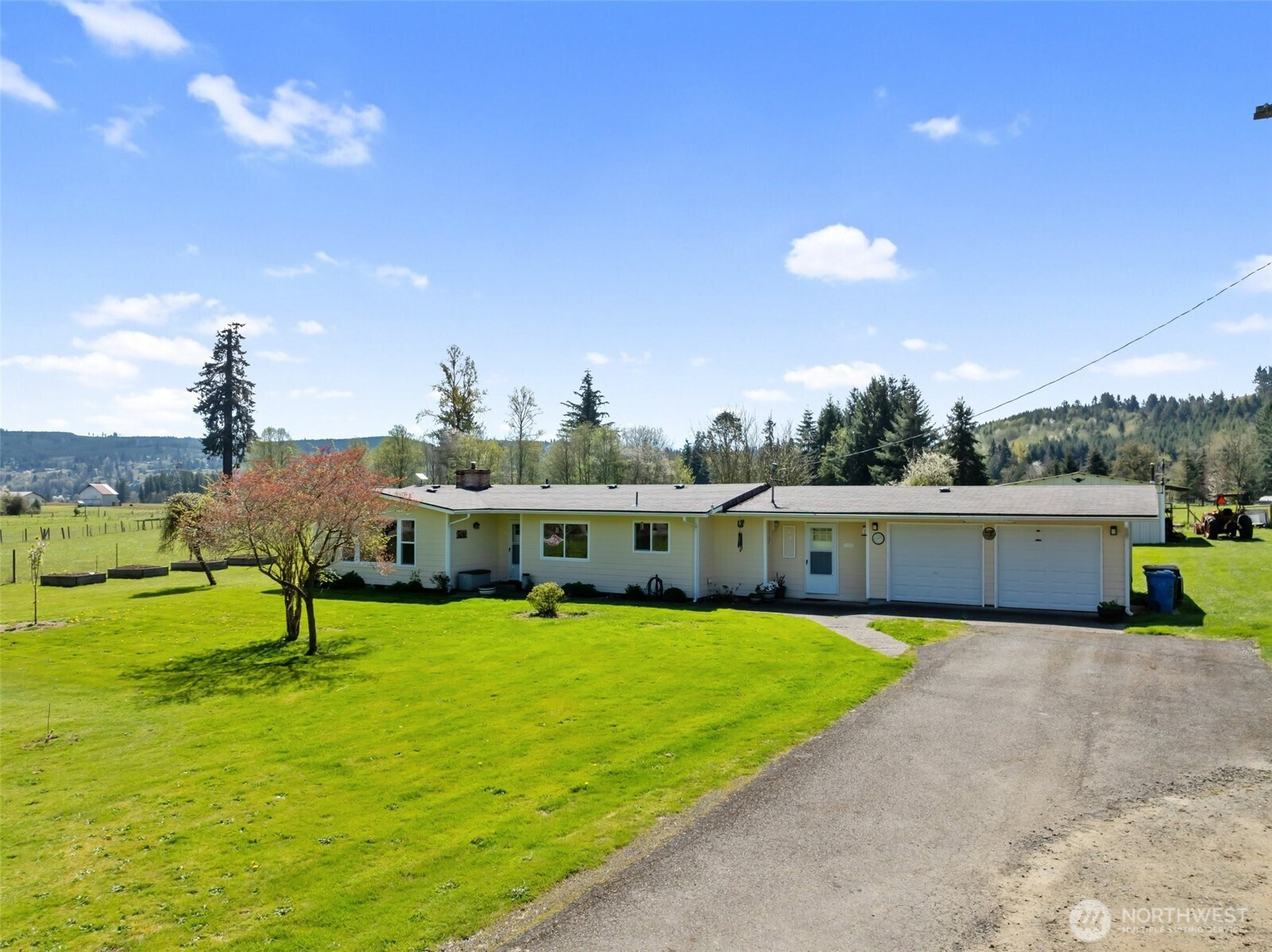 2958 US Hwy 12, Silver Creek, WA 98585