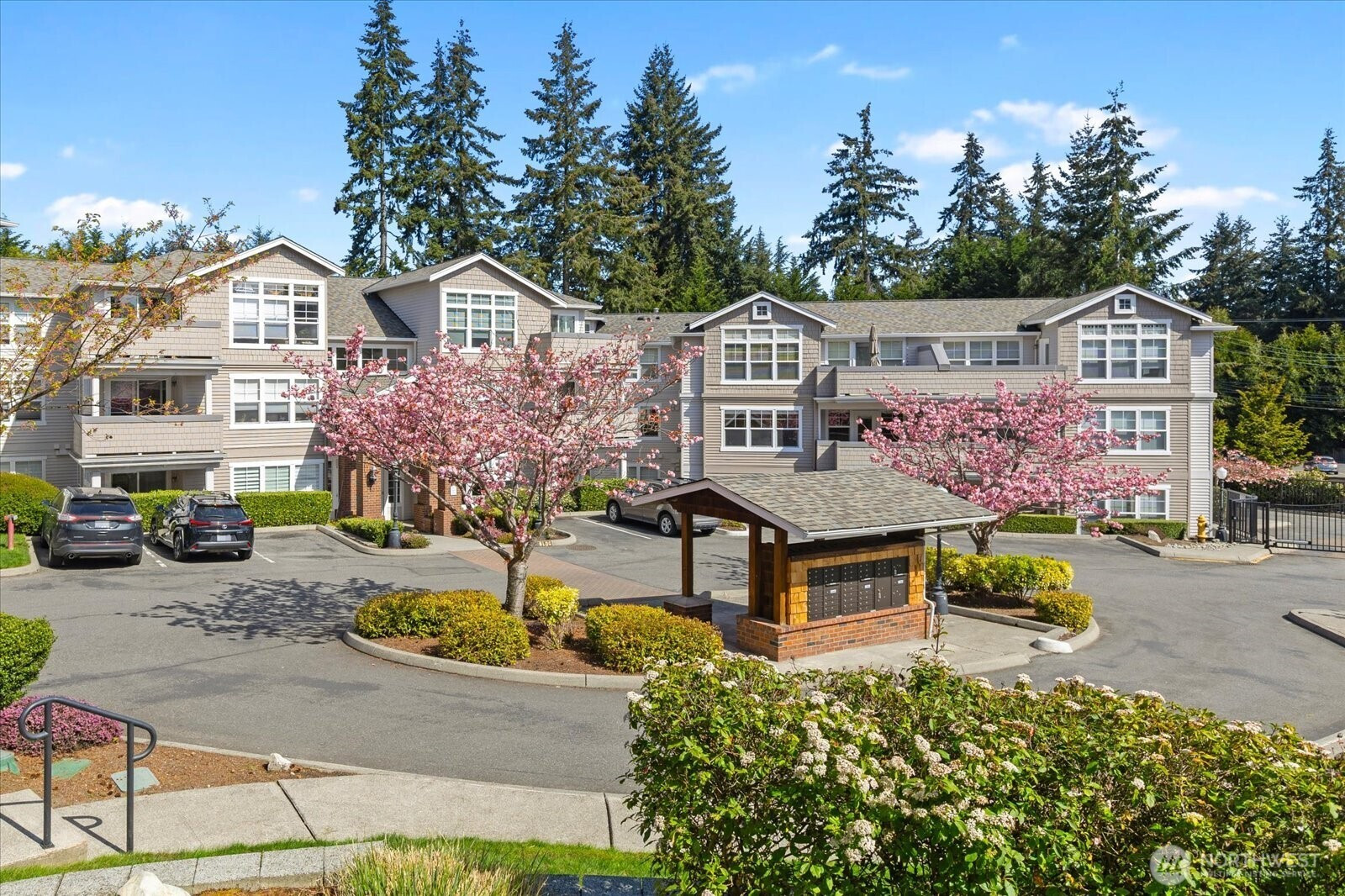 8500 Main Street, Edmonds, WA 98026