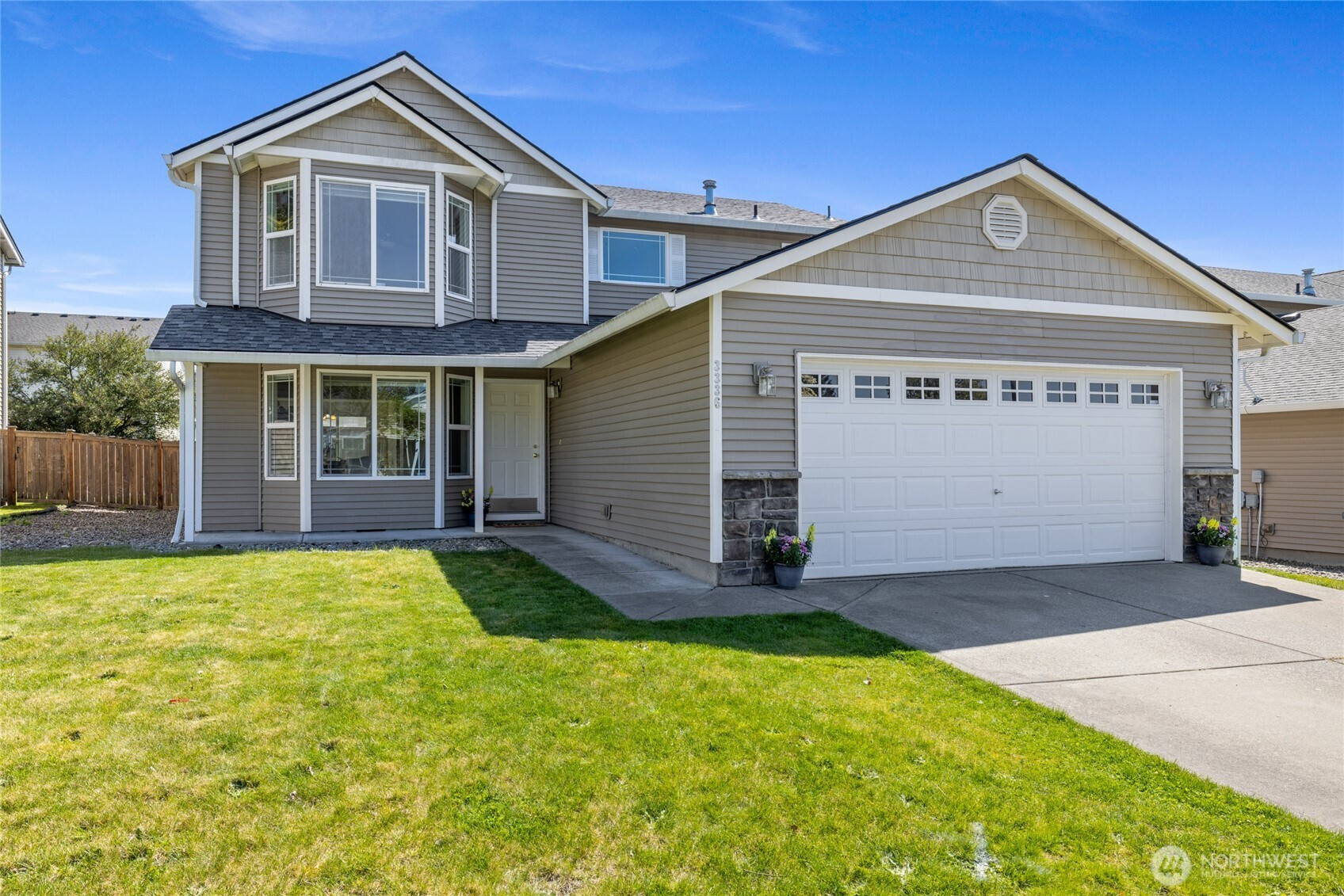 3336 Sadie Street NE, Lacey, WA 98516