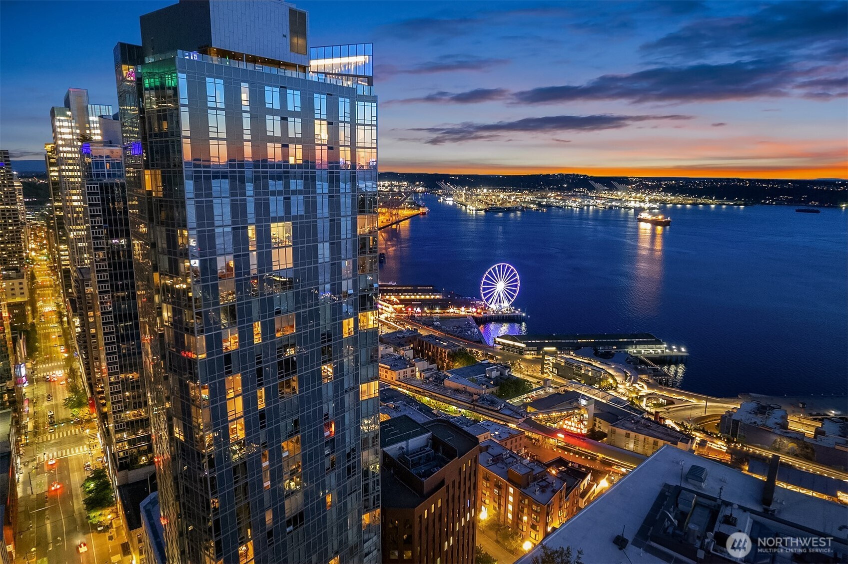 121 Stewart Street, Seattle, WA 98101