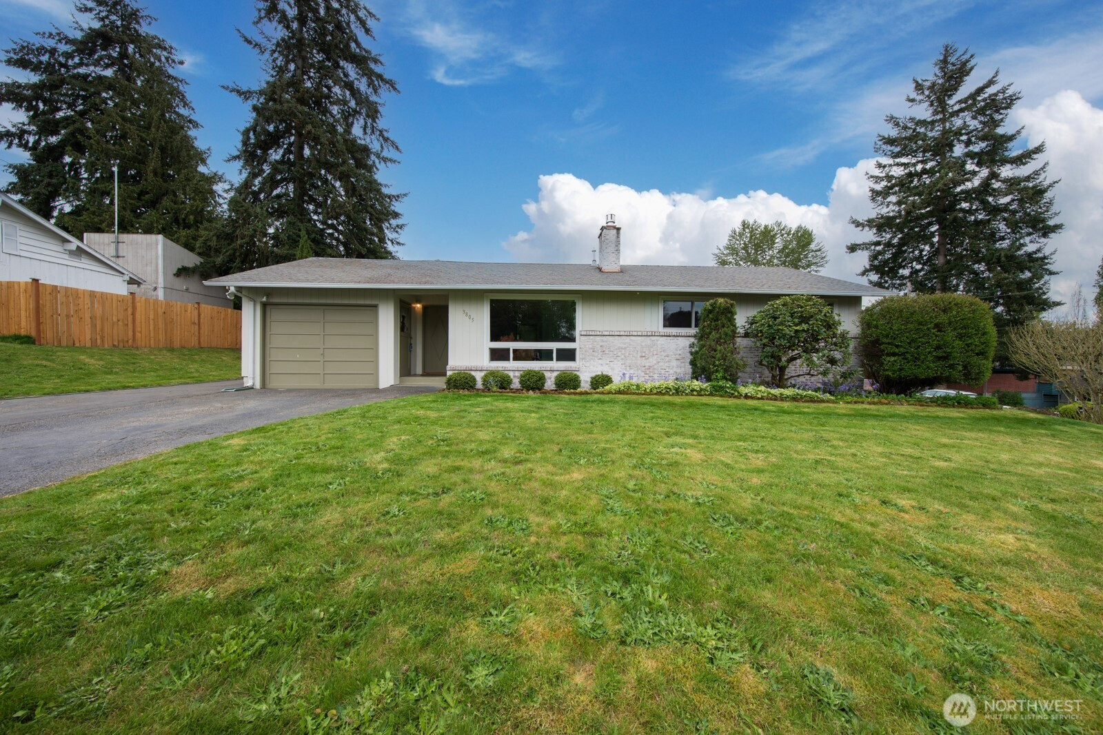 3805 S 183rd Street, SeaTac, WA 98188