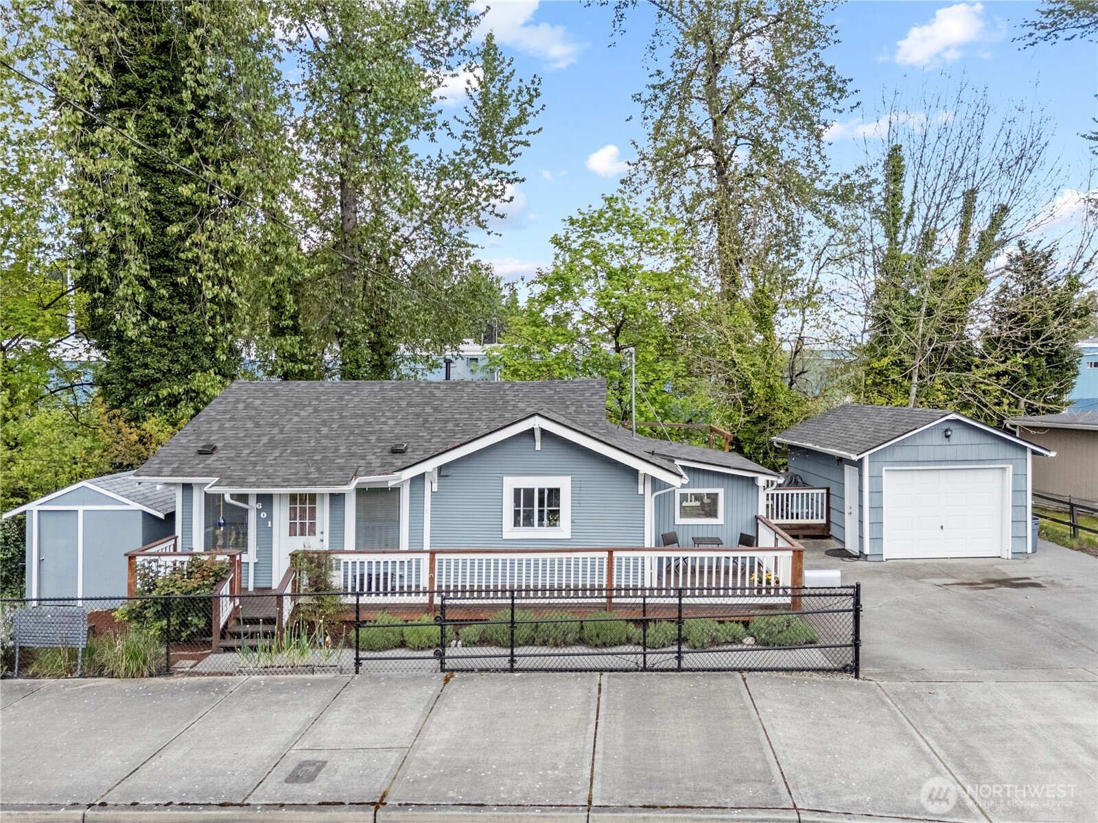 601 W Main Street, Sumner, WA 98390