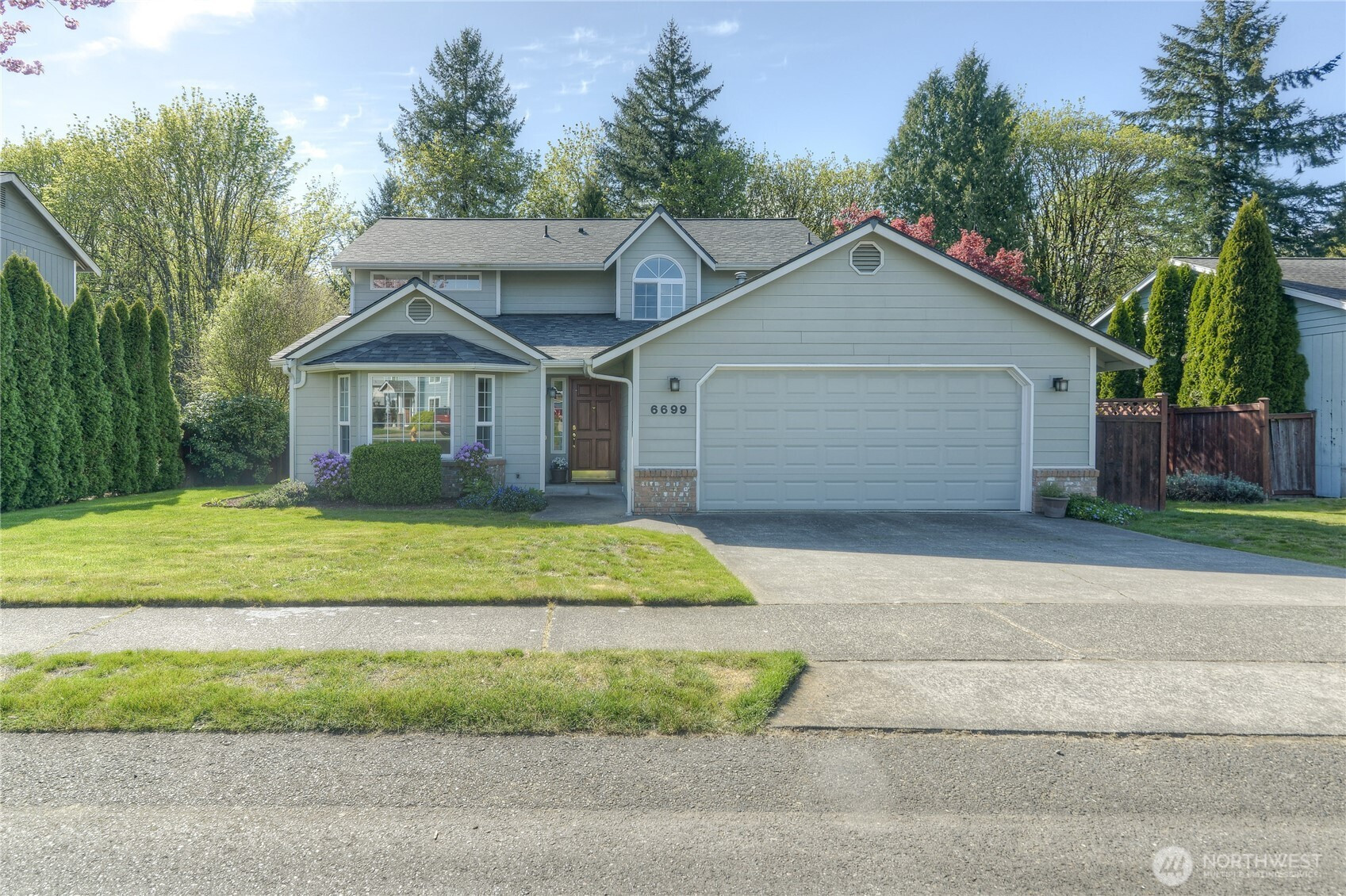 6699 Silver Ridge Drive SE, Tumwater, WA 98501