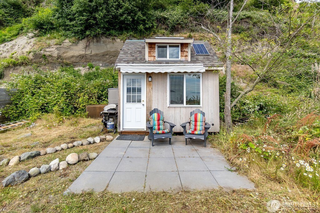 22 H S Beach Drive, Hat Island, WA 98206