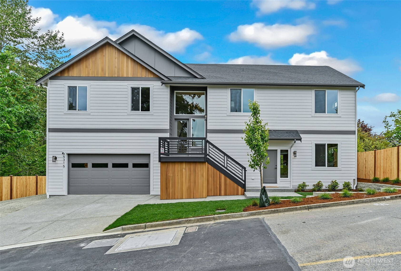 5315 S 166th Avenue, Tukwila, WA 98168