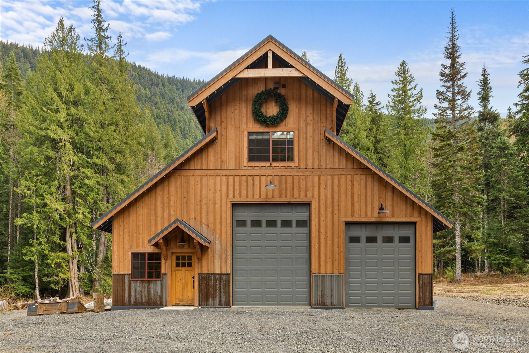 3310 Kachess Lake Road, Easton, WA 98925