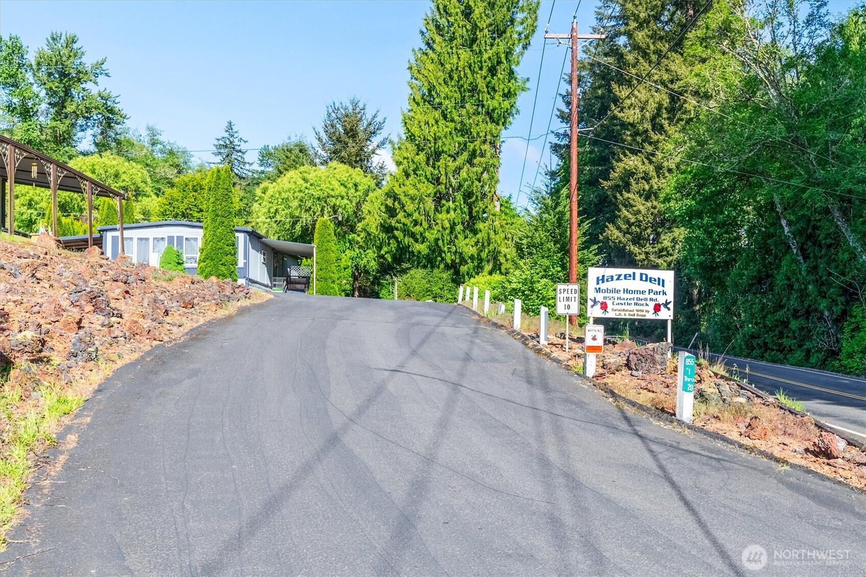 855 Hazel Dell Road, Castle Rock, WA 98611