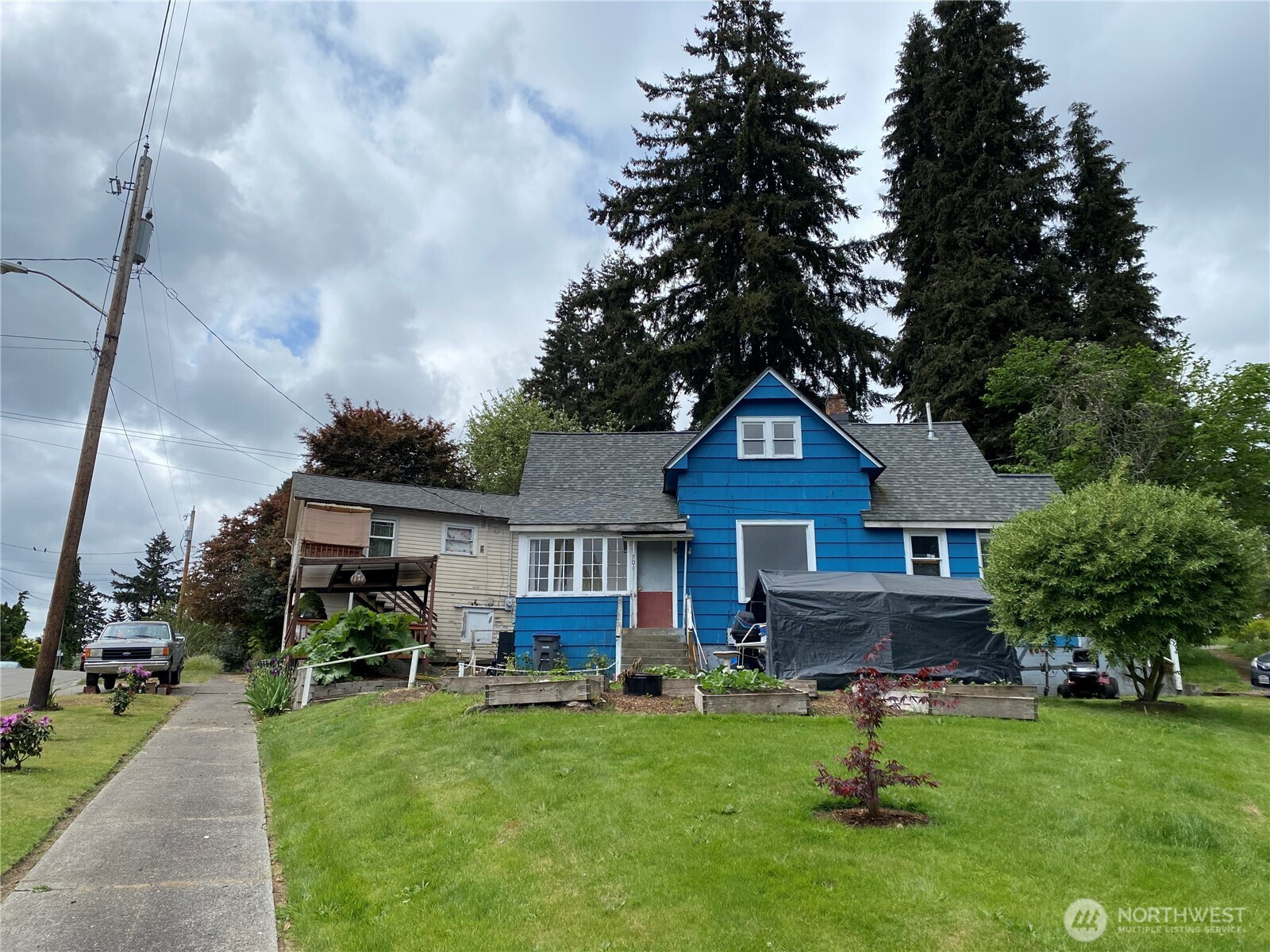 701 S Summit Avenue, Bremerton, WA 98312