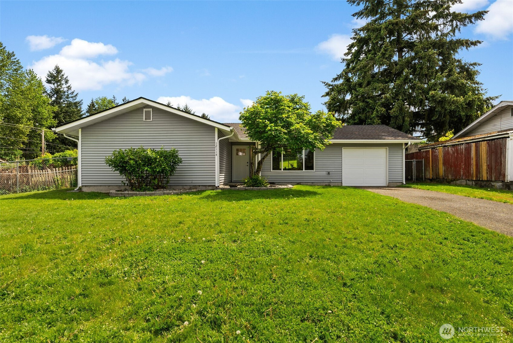 12114 160th Street E, Puyallup, WA 98374