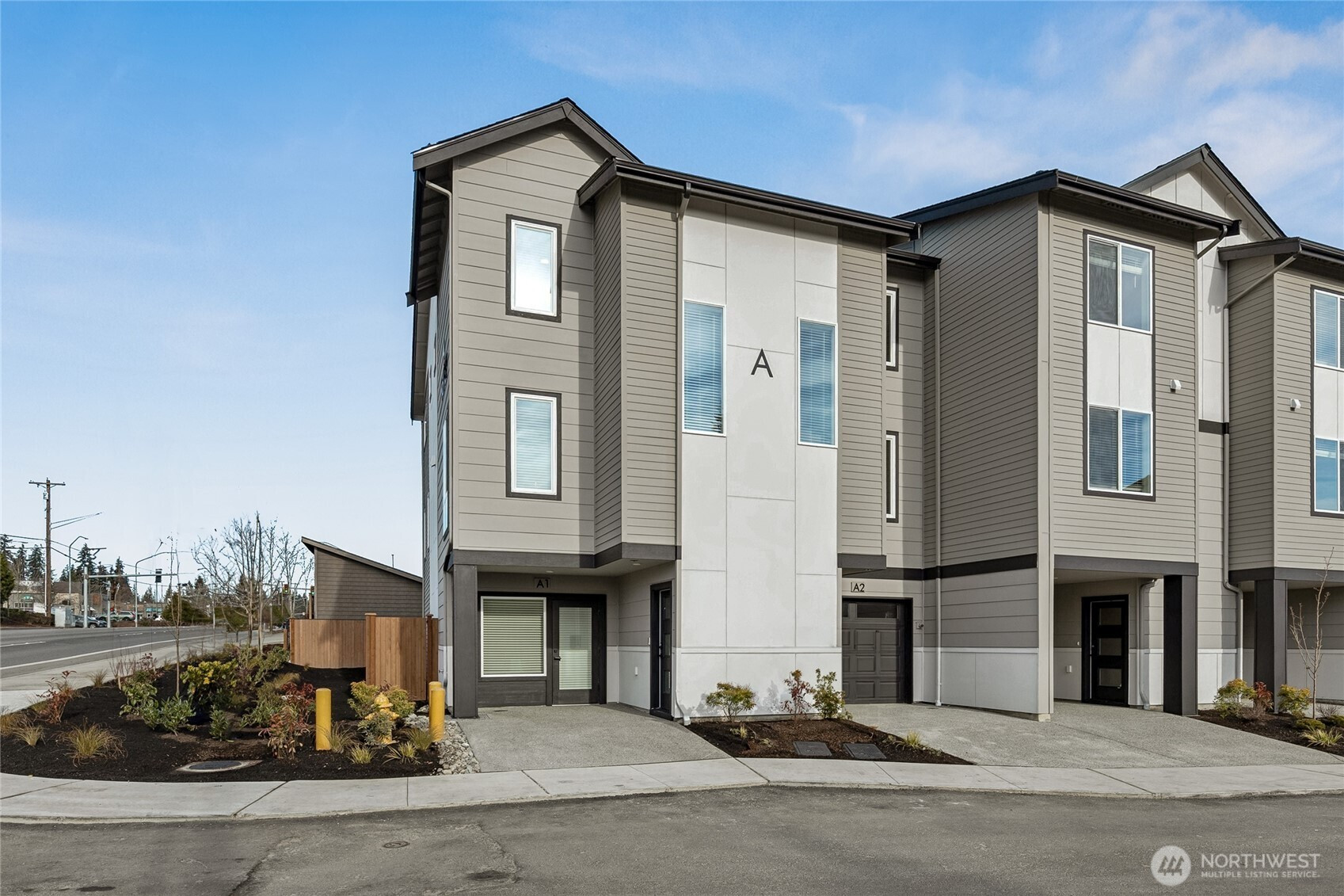 16723 Alderwood Mall Parkway, Lynnwood, WA 98037