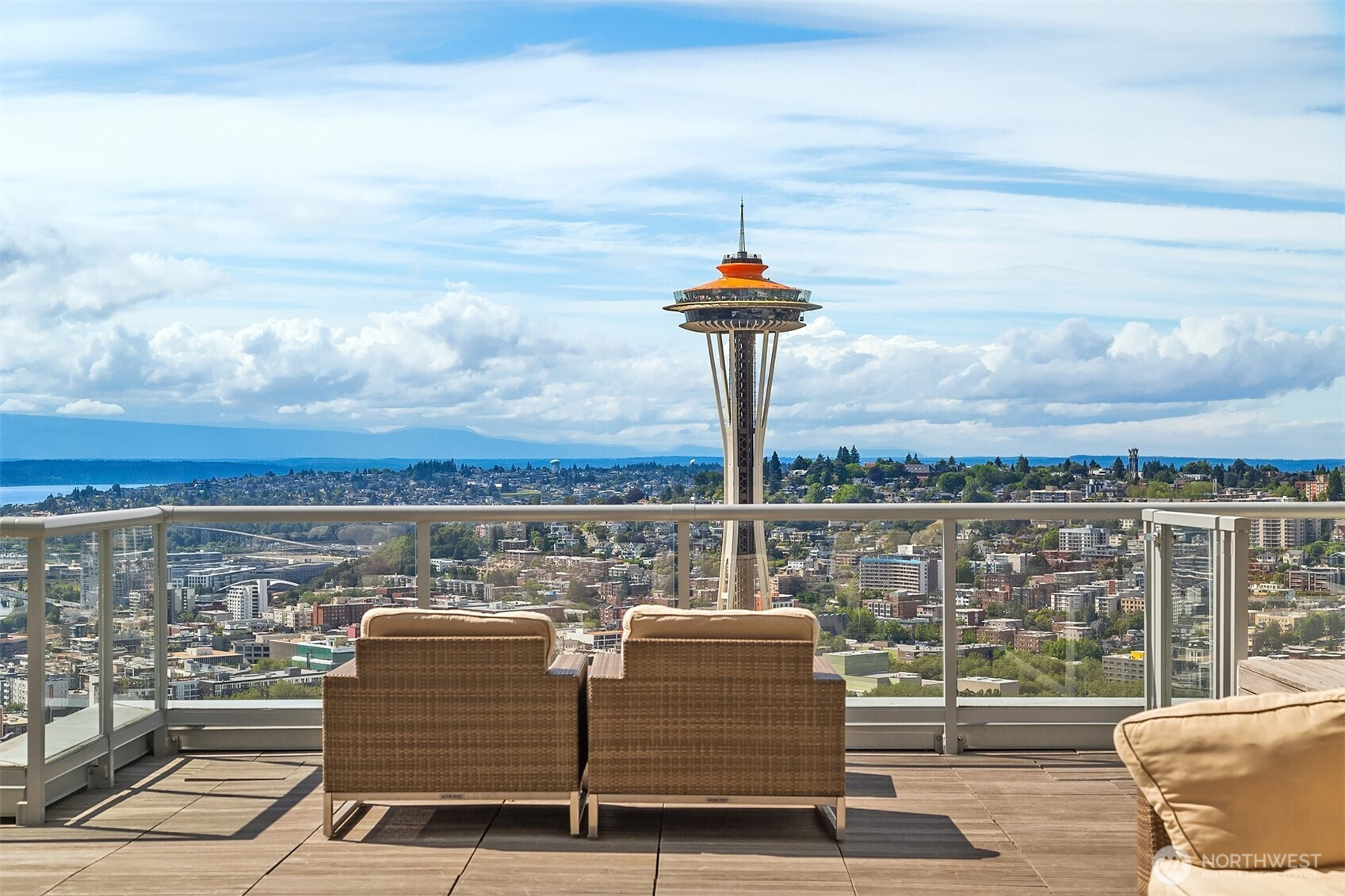 588 Bell Street, Seattle, WA 98121