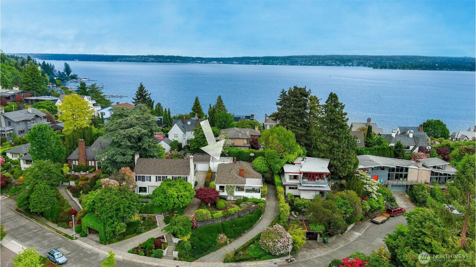 3144 W Laurelhurst Drive NE, Seattle, WA 98105