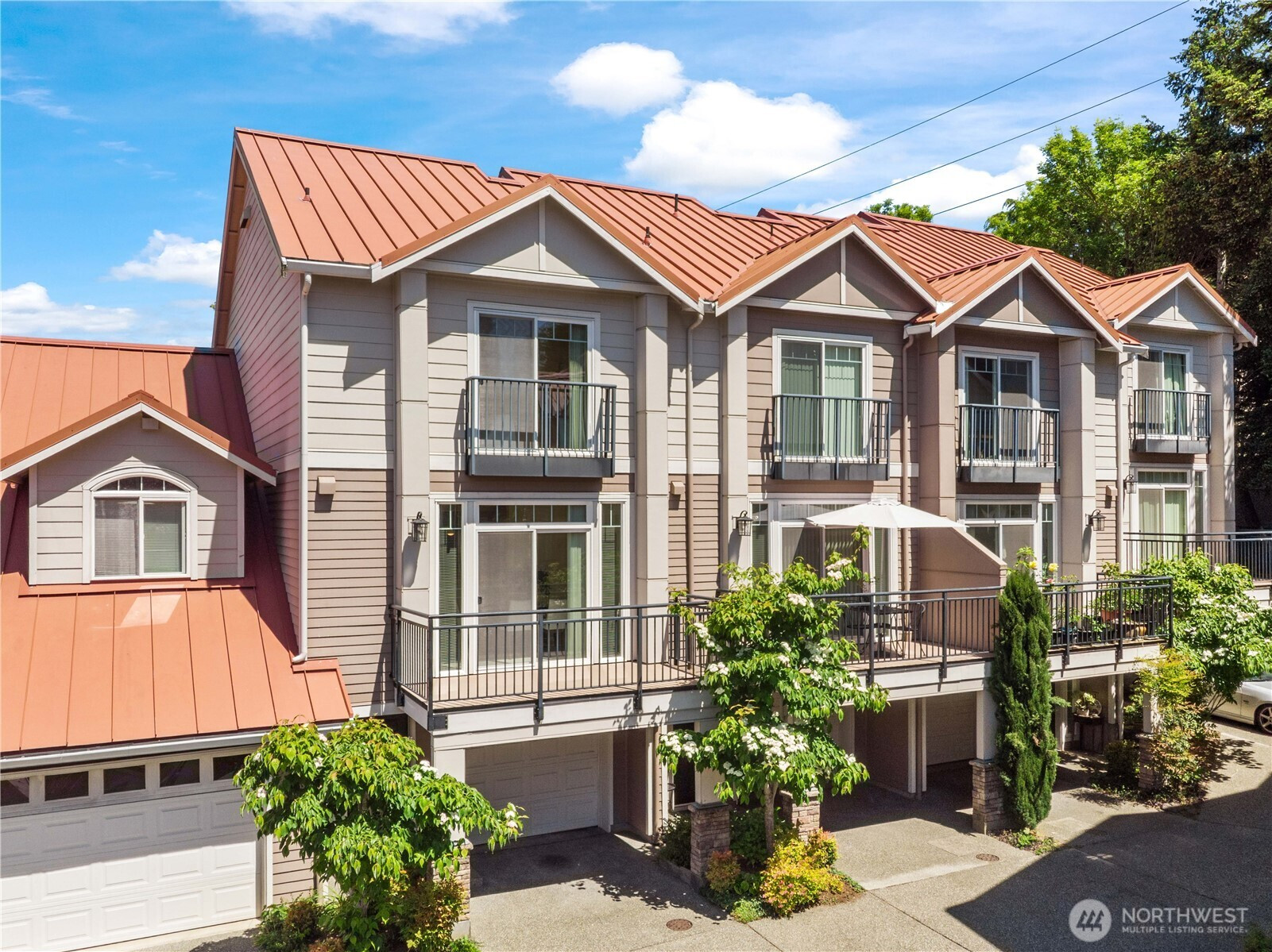 12721 SE 41st Place, Bellevue, WA 98006