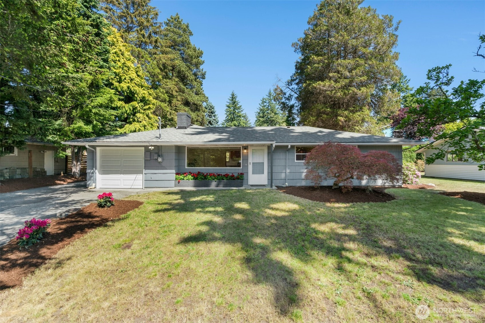 20608 1st Avenue S, Des Moines, WA 98198