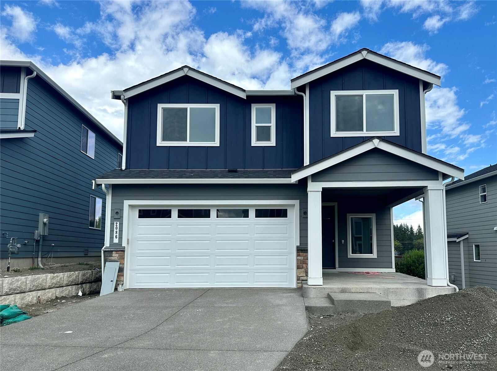 2086 NE Norseman Way, Poulsbo, WA 98370