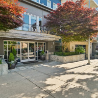 375 Kirkland Avenue, Kirkland, WA 98033