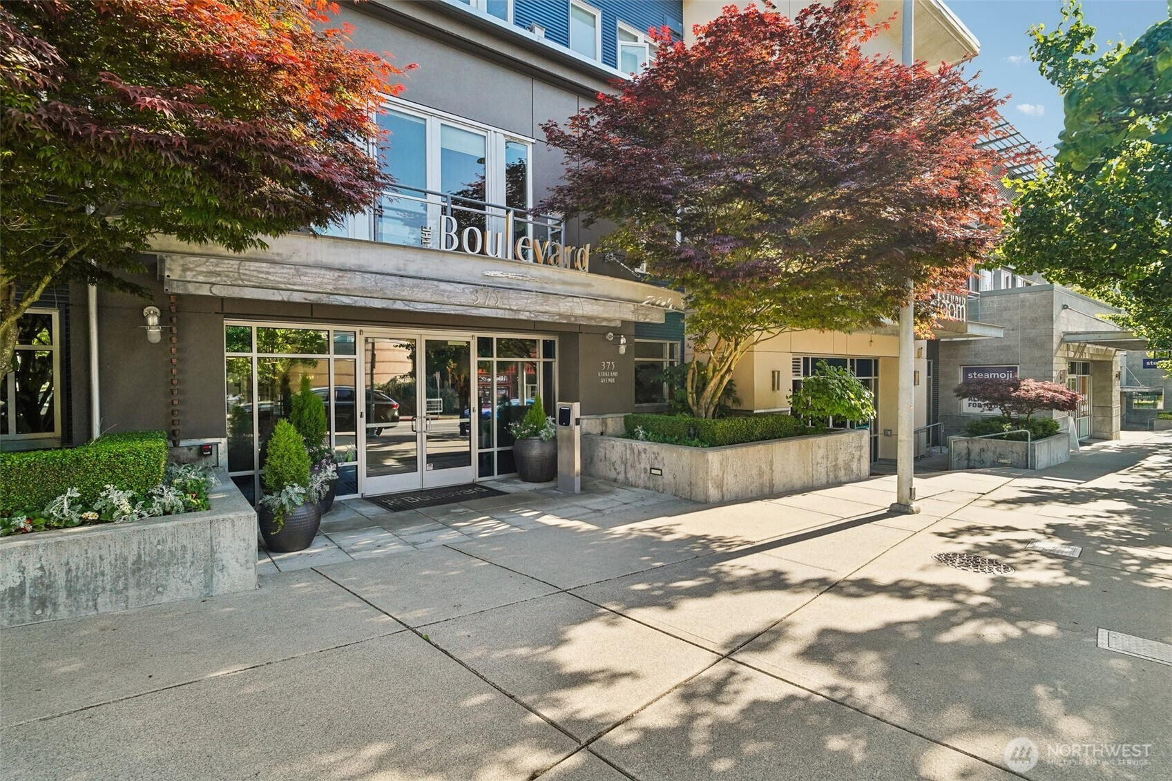 375 Kirkland Avenue, Kirkland, WA 98033